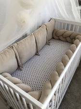  (4 ) ALMOND & 